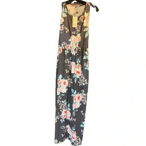 ZRMY long floral dress size large.New with tags. Maxi Tank Dress Bold Gray Pink